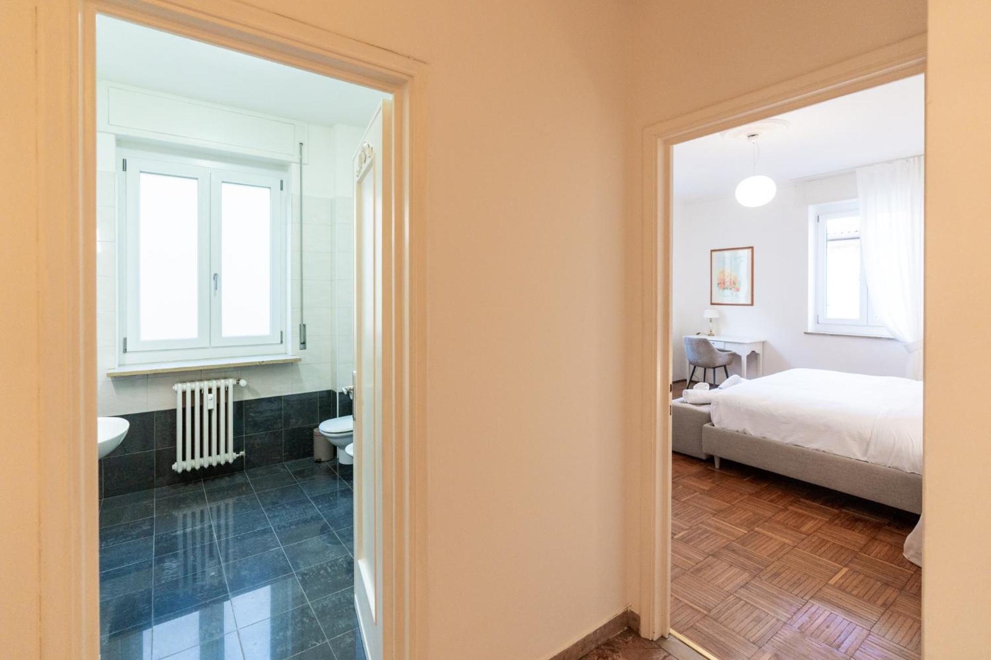 Domus Verona - Elegante Residenza Con Affaccio Su Porta Leoni 客房 照片